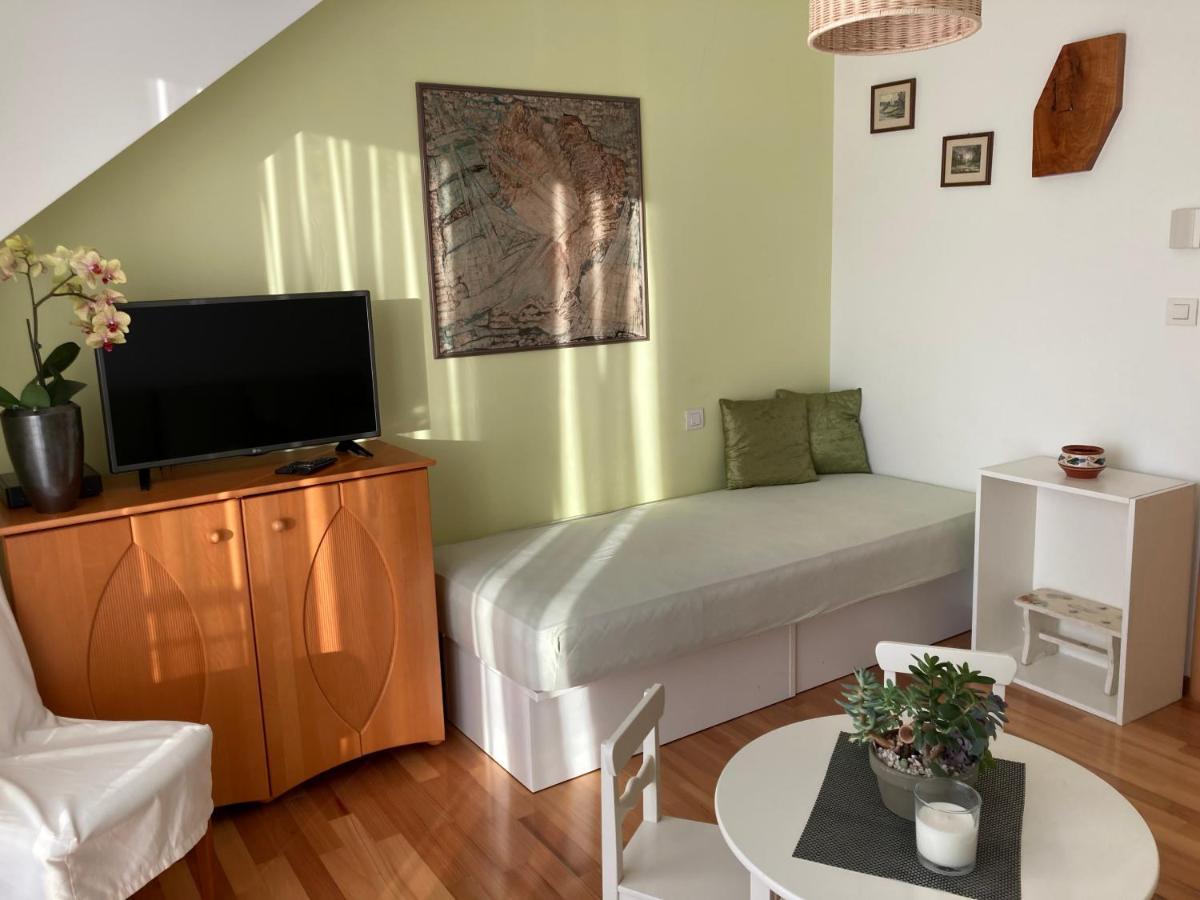 شقة Natasha'S Garden House Dol pri Ljubljani المظهر الخارجي الصورة